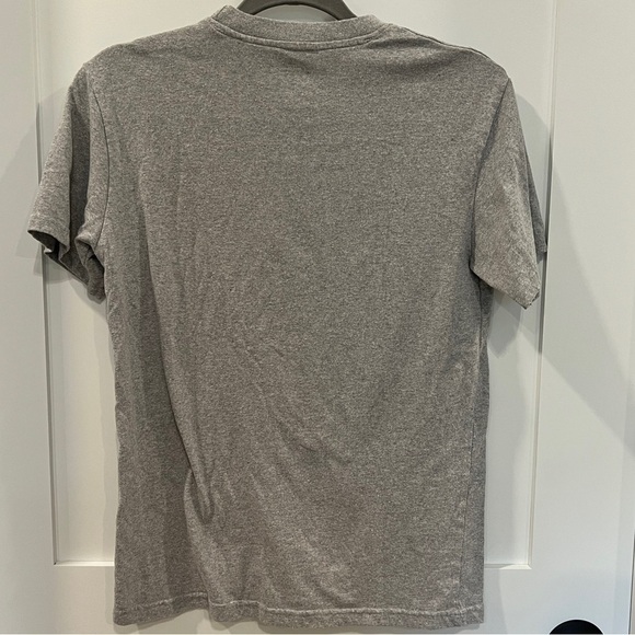 Peanuts caroling short sleeve tee shirt size small - Picture 4 of 4